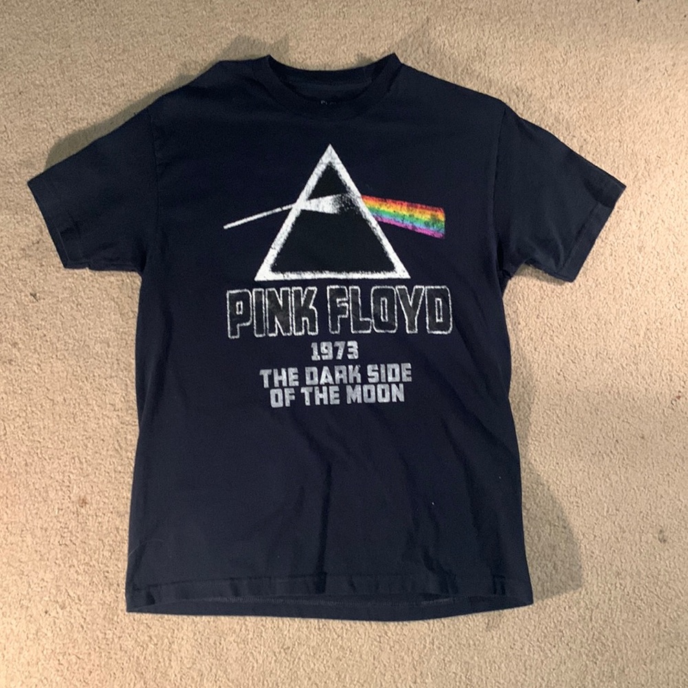 Pink Floyd band shirt, dark blue.